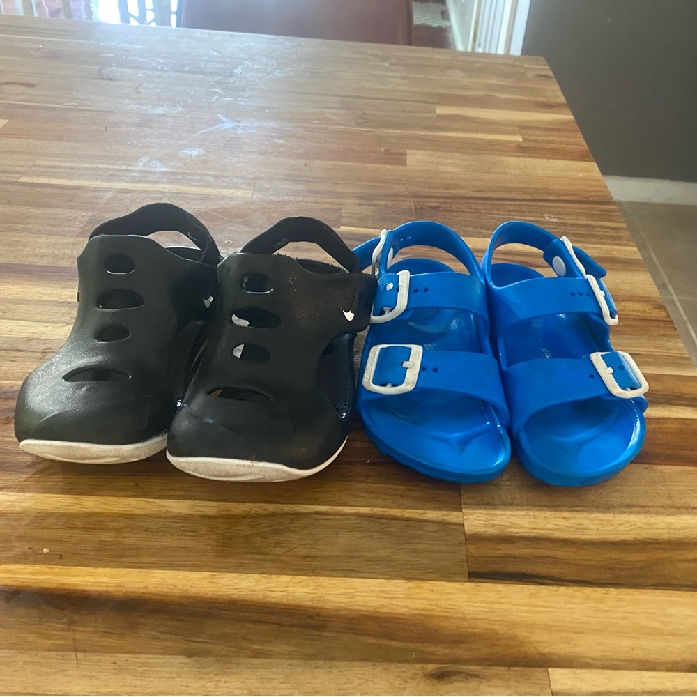 Birkenstock and Nike boys sandal 10